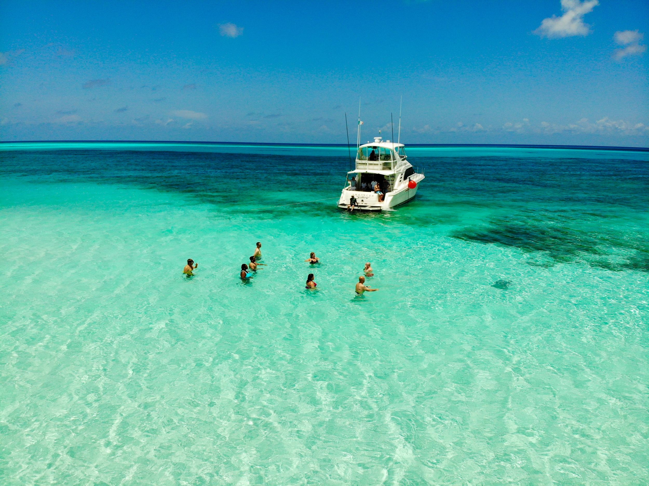 Best Liveaboards Dive Trips in Mexico1