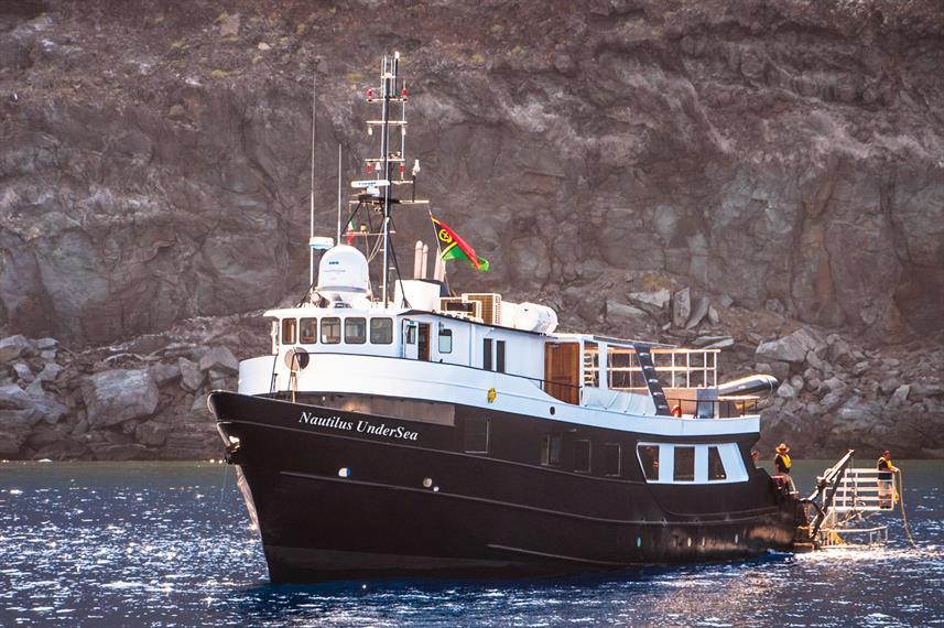 Best Liveaboards Dive Trips in Mexico
